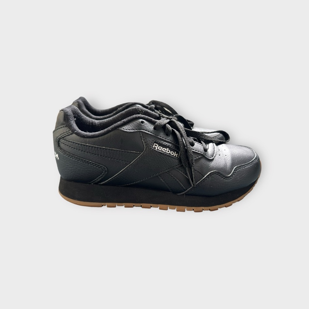 Reebok Lifestyle Classic Leather black sneakers, size women’s 7.5, mens 6